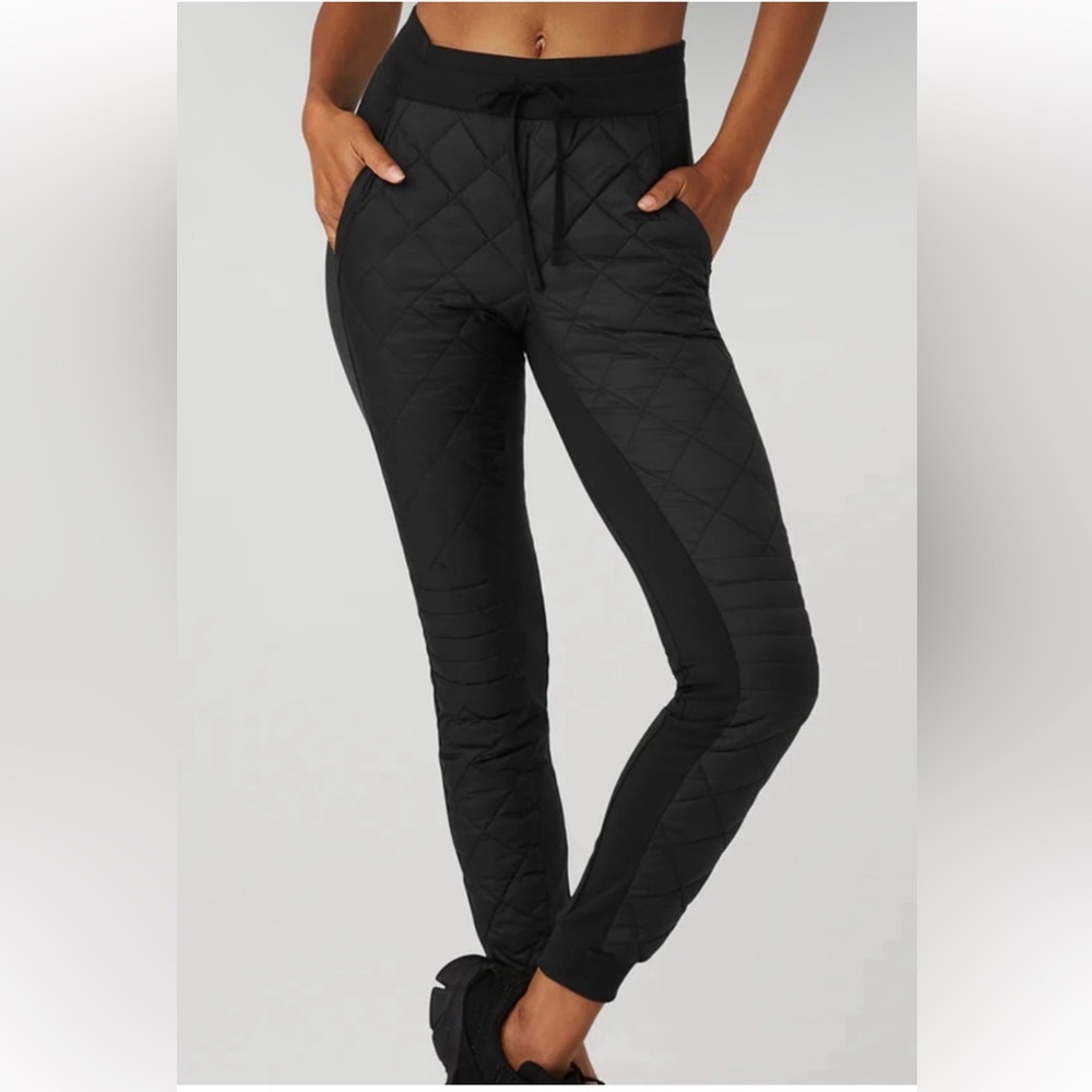 Alo Airbrush Winter Warm High Waist Moto Puffer Pant